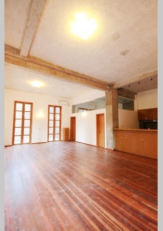 Old Lane House on Shaanxi S. Road 2bedroom 150sqm ¥30,000 SH000385