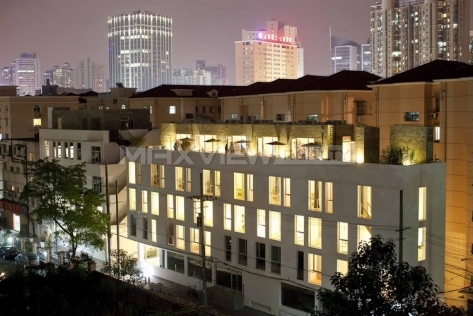 Base Living Shiziwan 佰舍柿子湾服务公寓