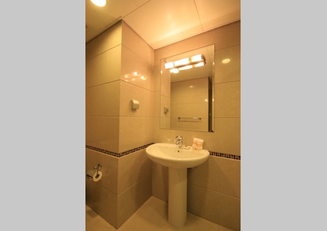 Shimao Riviera Garden   |   世茂滨江花园 3bedroom 237sqm ¥35,000 SH005880