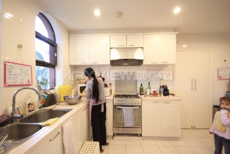 Green Valley Villa   |   绿谷别墅 5bedroom 280sqm ¥60,000 SH013103