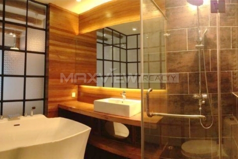 Old Apartment on Xinhua Road 3bedroom 160sqm ¥32,000 SH014806