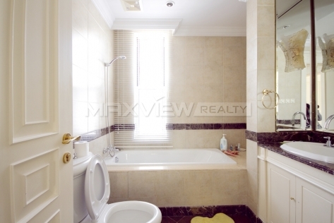 Dongjiao Villa   |   东郊花园 4bedroom 500sqm ¥50,000 PDV00089