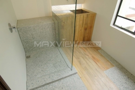 Old Apartment on Nanhui Road 3bedroom 360sqm ¥60,000 SH009170