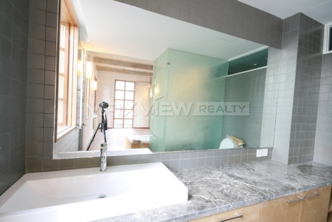Old Lane House on Shaanxi S. Road 2bedroom 195sqm ¥32,000 SH000384