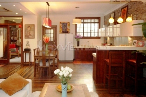 Old Apartment on Weihai Road 2bedroom 150sqm ¥30,000 L01471