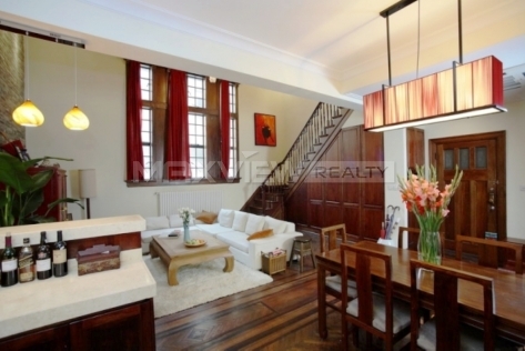 Old Apartment on Weihai Road 2bedroom 150sqm ¥30,000 L01471