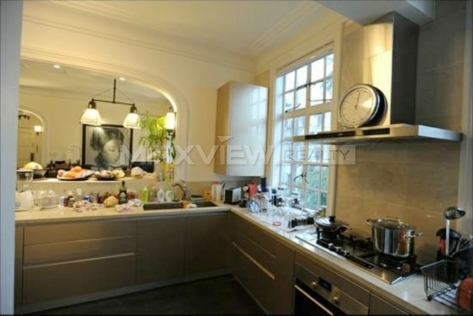 Old Lane House on Nanjing W. Road 2bedroom 215sqm ¥50,000 L00075