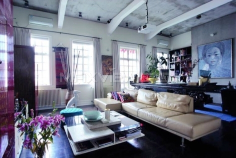 Old Lane House on Nanjing W. Road 2bedroom 215sqm ¥50,000 L00075