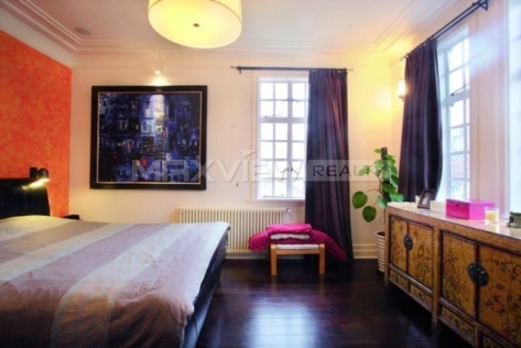 Old Lane House on Nanjing W. Road 2bedroom 215sqm ¥50,000 L00075