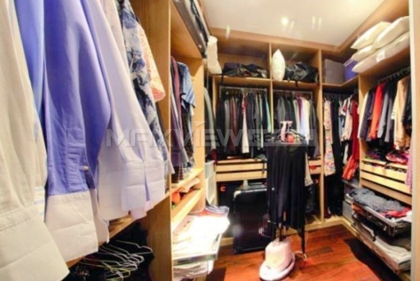 Old Lane House on Nanjing W. Road 2bedroom 215sqm ¥50,000 L00075