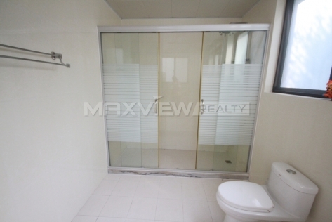 Green Valley Villa   |   绿谷别墅 4bedroom 260sqm ¥50,000 SH015100
