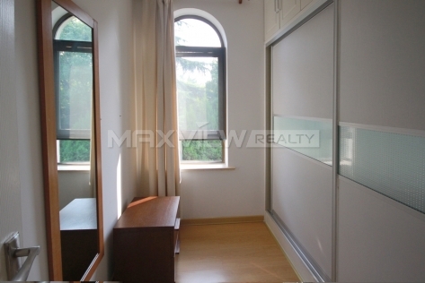 Green Valley Villa   |   绿谷别墅 4bedroom 260sqm ¥50,000 SH015100
