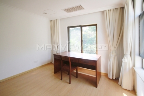 Green Valley Villa   |   绿谷别墅 4bedroom 260sqm ¥50,000 SH015100