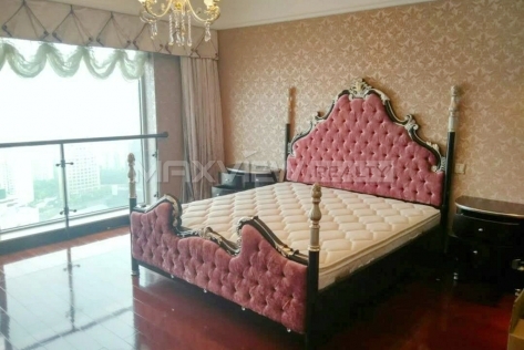 Shimao Riviera Garden   |   世茂滨江花园 3bedroom 330sqm ¥38,000 PDA08160