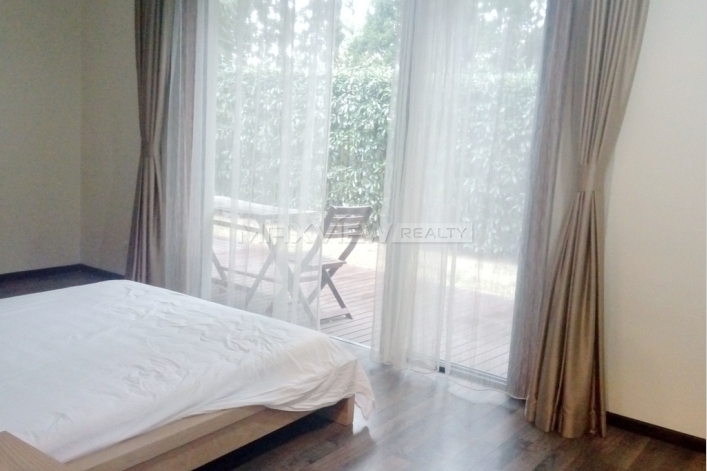 Lakeside Ville   |   湖畔佳苑 4bedroom 350sqm ¥40,000 QPV00417