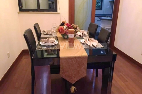 Rent a Sought-after location apartment in Gubei Qiangsheng Garden 3bedroom 144sqm ¥20,000 SH004418