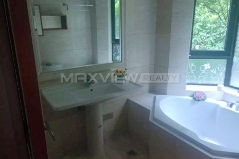 Rent a Sought-after location apartment in Gubei Qiangsheng Garden 3bedroom 144sqm ¥20,000 SH004418