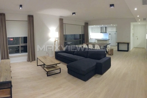 Lakeville at Xintiandi   |   翠湖天地 3bedroom 200sqm ¥40,000 LWA00600