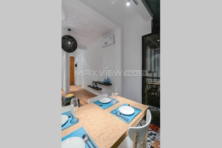 Old Lane House on Yanan W. Road 1bedroom 65sqm ¥16,000 SH016052