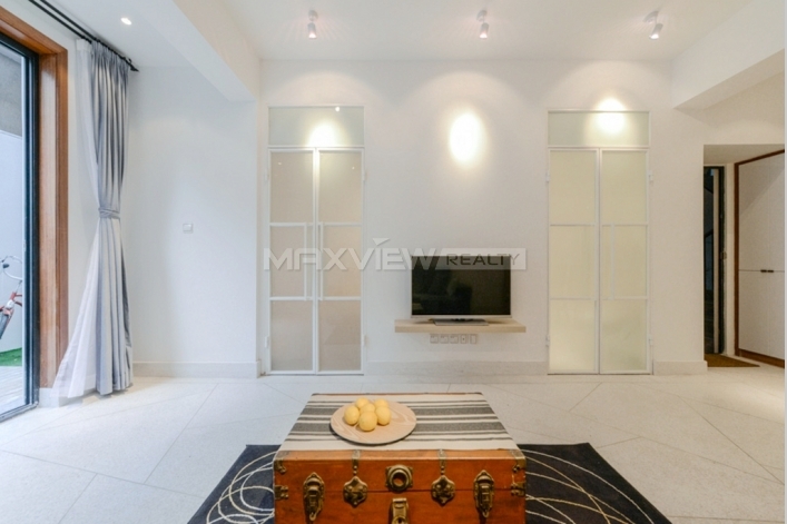 rent a house in shanghai on Changshu Road 2bedroom 100sqm ¥25,000 SH016072