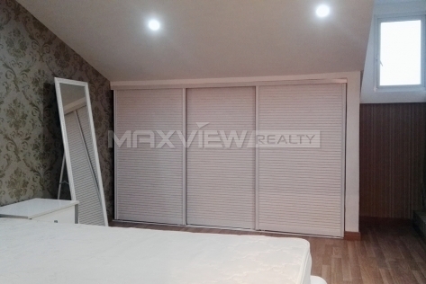 Exquisite 4br 140sqm Old Lane House on Wulumuqi M. Road 4bedroom 140sqm ¥25,500 SH016132
