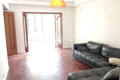 Fantastic unfirnished Villa in the Shanghai Age 5bedroom 352sqm ¥35,000 MHV00502