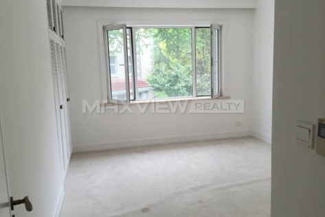 Fantastic unfirnished Villa in the Shanghai Age 5bedroom 352sqm ¥35,000 MHV00502