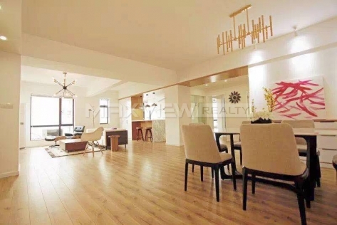 Old Lane Aartment on Wulumuqi S. Road 4bedroom 186sqm ¥36,000 SH016405