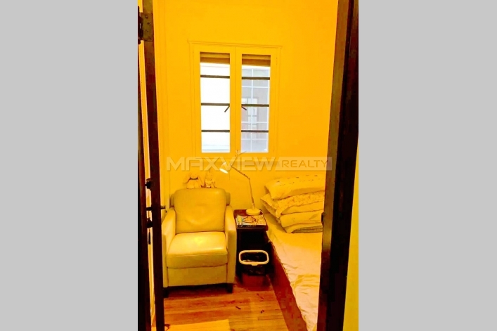 Old Apartment on Yuqing Road 3bedroom 130sqm ¥28,000 SH016480