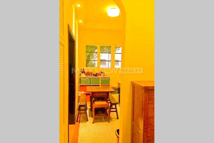 Old Apartment on Yuqing Road 3bedroom 130sqm ¥28,000 SH016480