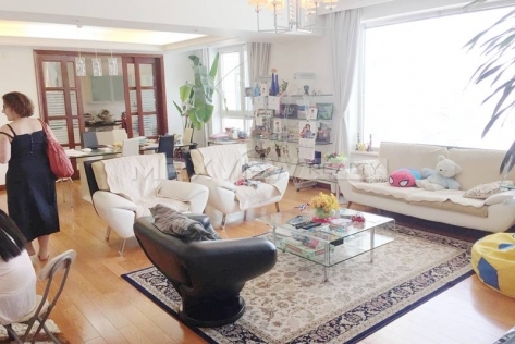 Rent a charming apartment in Skyline Mansion 3bedroom 266sqm ¥40,000 PDA06544