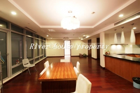 Shanghai apartment rent in River House 3bedroom 300sqm ¥30,000 SH016575