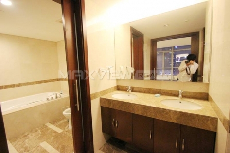 Shanghai apartment rent in River House 3bedroom 300sqm ¥30,000 SH016575