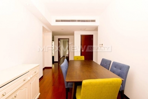 Rent a picturesque apartment in Yanlord Town 3bedroom 161sqm ¥30,000 SH016586