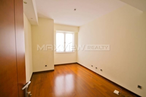 Rent a goodsight seeing apartment in Yanlord Town 3bedroom 165sqm ¥40,000 SH016589