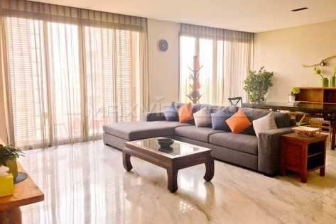 Pretty 3br 200sqm Lakeside Ville Rental in Shanghai 3bedroom 200sqm ¥23,000 SH016626