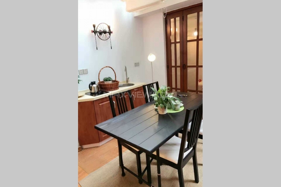 Magnificent 3br 90sqm Old Lane House on Jiashan Road 3bedroom 130sqm ¥22,000 SH016774