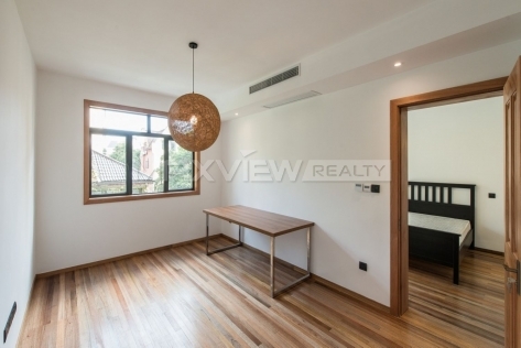 Old Apartment on Huaihai M. Road 3bedroom 100sqm ¥25,000 SH016793