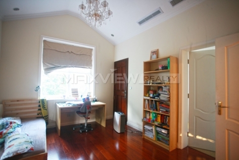 Rent a house in Shanghai Violet Country Villa 5bedroom 330sqm ¥45,000 QPV01722