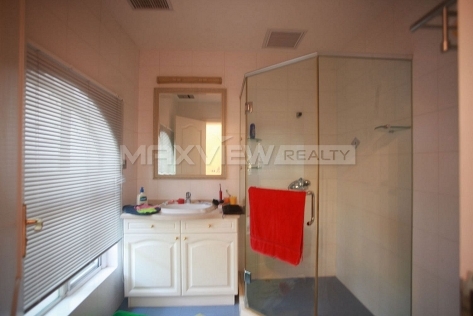 Rent a house in Shanghai Violet Country Villa 5bedroom 330sqm ¥45,000 QPV01722