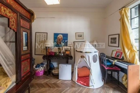 Rent a old house in Shanghai Nanjing W. Road 2bedroom 138sqm ¥28,000 L00903