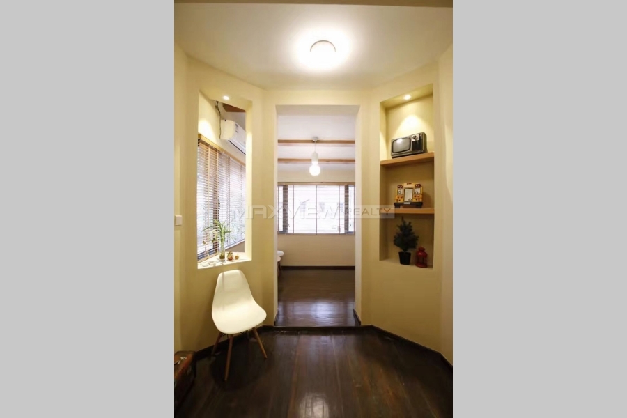 Shanghai house rent on Nan Chang Road 2bedroom 115sqm ¥22,000 SH016978