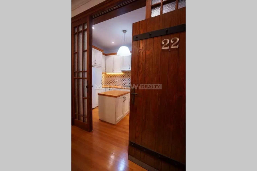 Shanghai house rent on Huaihai M. Road 4bedroom 190sqm ¥60,000 SH016982