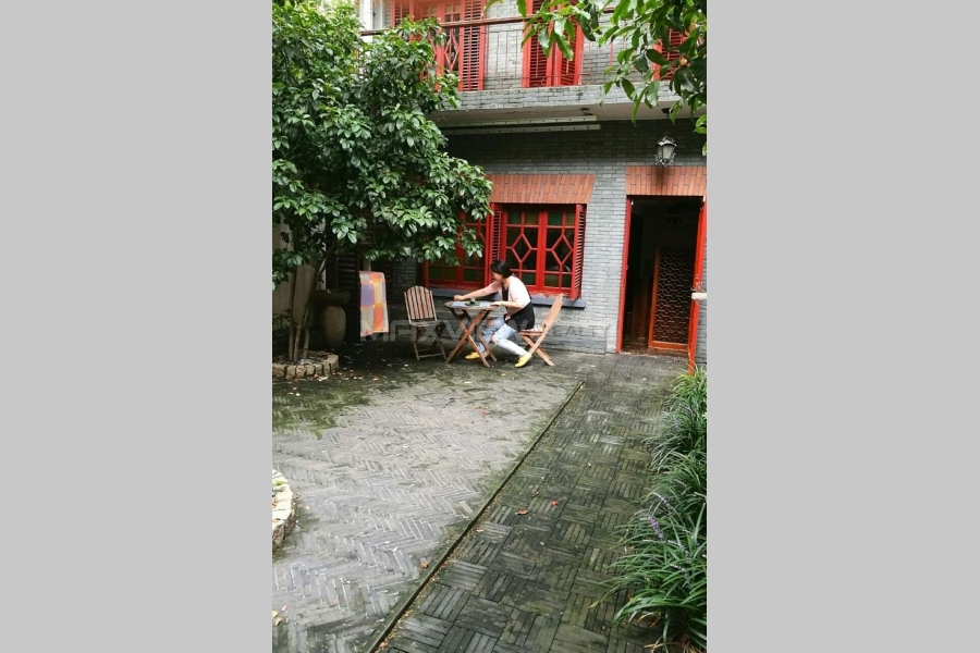 Shanghai house rent on Anxi Road 2bedroom 120sqm ¥30,000 SH016996