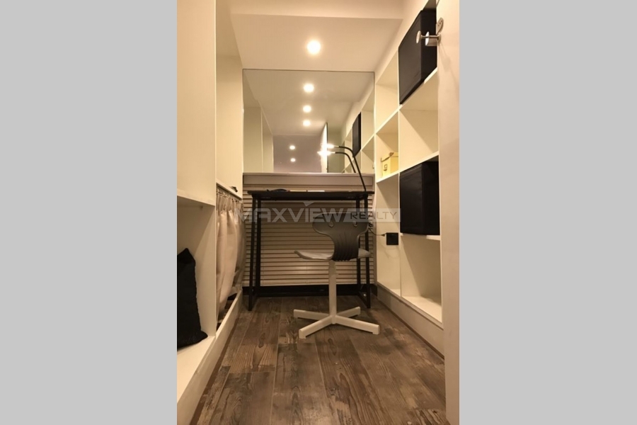 Shanghai house rent on Nanjing W. Road 1bedroom 70sqm ¥16,800 SH017104