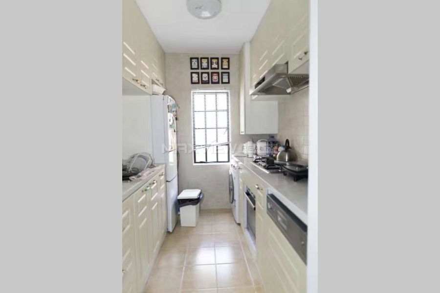 Shanghai house rent on Tian Ping Road  2bedroom 150sqm ¥25,000 SH017103