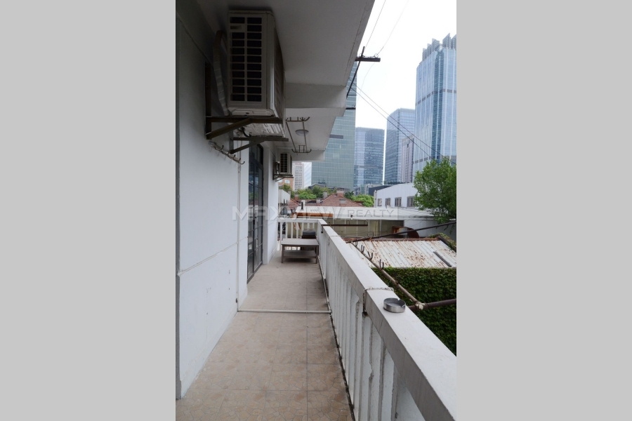 Shanghai property on Huaihai M. Road 3bedroom 120sqm ¥18,000 SH017130