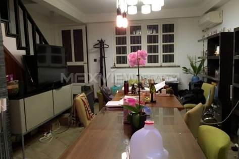 Rent a house in Shanghai on Anxi Road 2bedroom 120sqm ¥28,000 SH017181