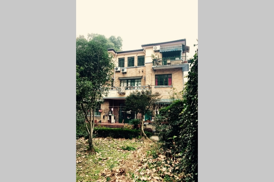 Rent an old lan house in Shanghai on Yueyang Road 1bedroom 68sqm ¥16,000 SH017237