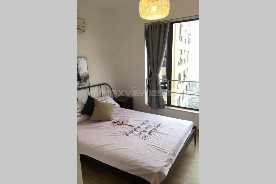 Apartment in Shanghai New Westgate Garden 2bedroom 120sqm ¥20,000 HPA01021